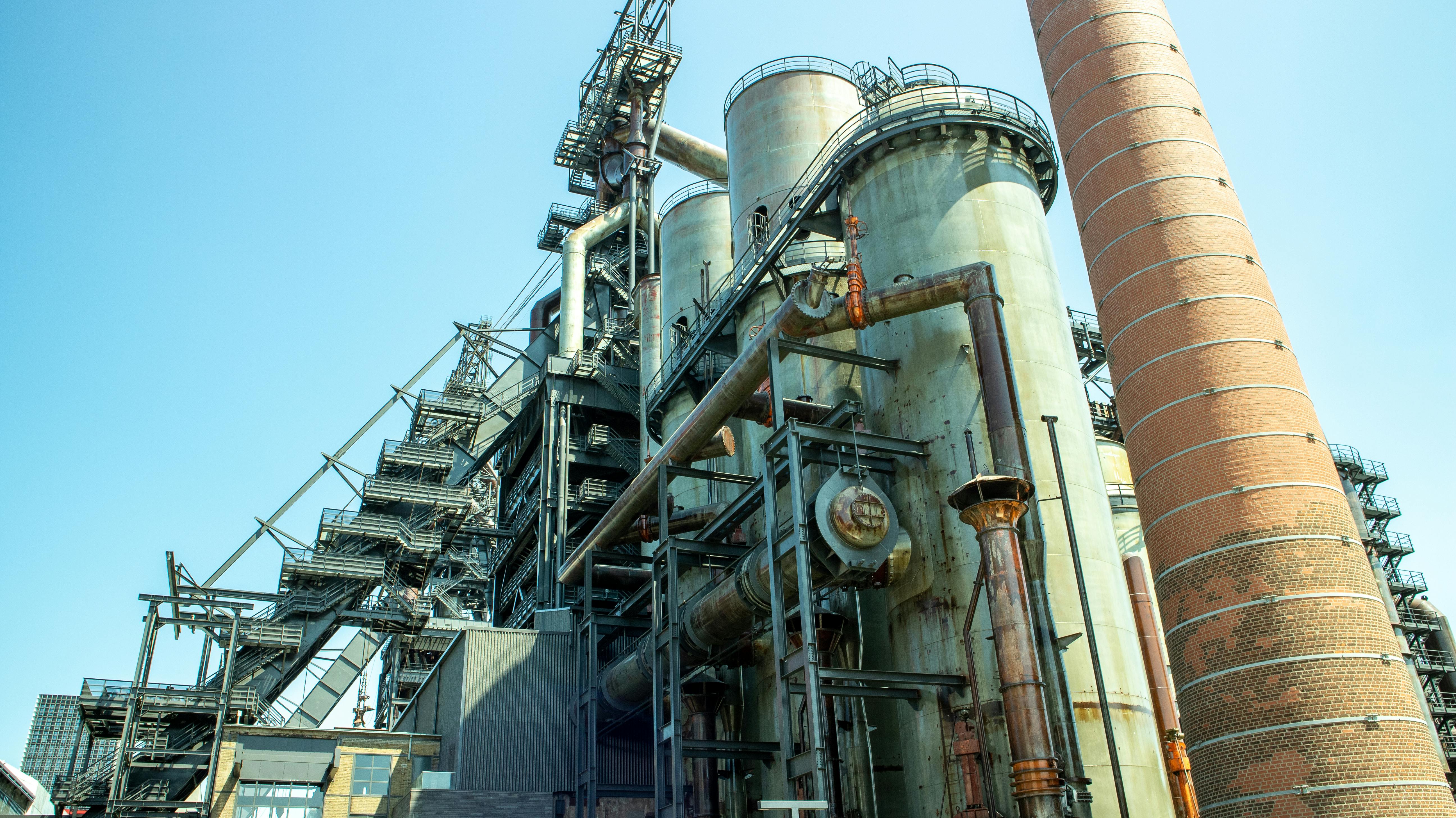 Maharashtra operations team tracking project timeline on shared planning tools